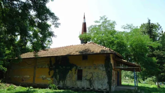 Sakarya'da 698 yıllık camii, yeniden ibadete açılıyor