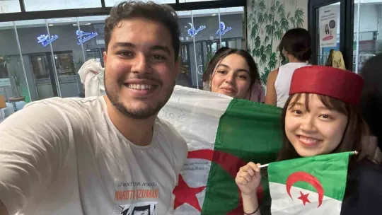 8 farklı ülkeden genç uluslararası kültür gecesinde buluştu