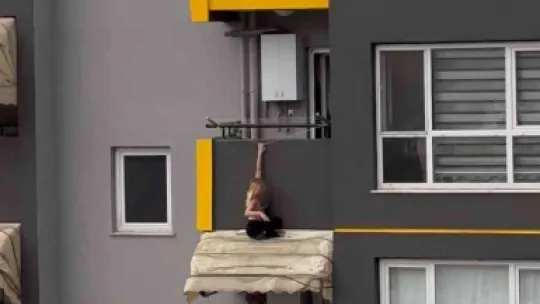 8 katlı binada korku dolu anlar