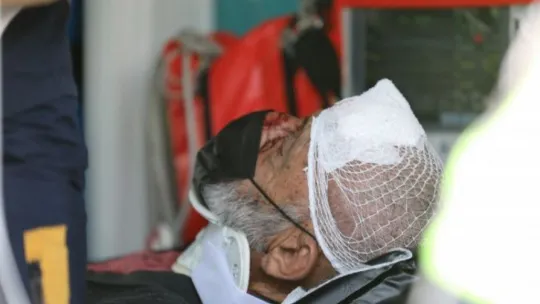8 kişinin yaralandığı kazada minik çocuğun korku anları!