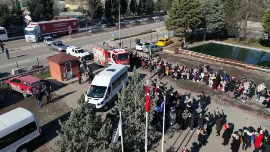 İtfaiyeciler ailelerine kavuştu, o anlar yürek ısıttı