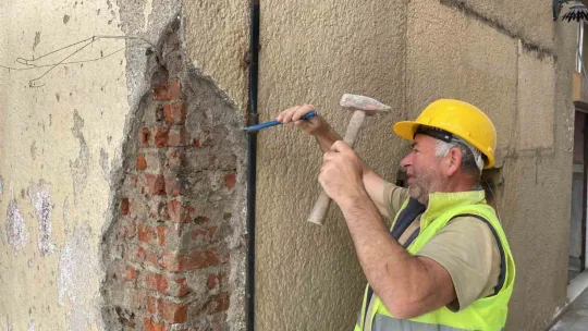 82 yılın hatıralarıyla dolu Halkevi binası, cazibe merkezi olacağı günü bekliyor