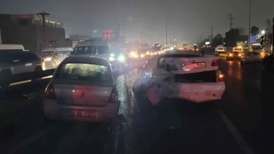 Kocaeli'de zincirleme kaza: Ortalık savaş alanına döndü