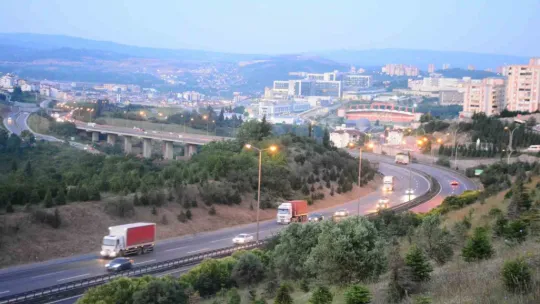 9 günlük tatil için vatandaşlar yola düştü
