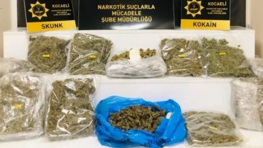 9 kilo uyuşturucu ele geçirildi