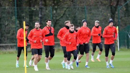 A Milli Futbol Takımı, Cardiff'teki ilk çalışmasını yaptı