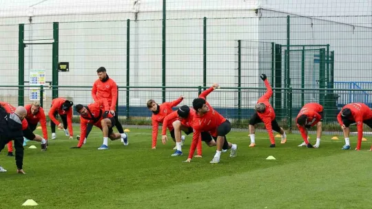 A Milli Futbol Takımı, Cardiff'teki ilk çalışmasını yaptı
