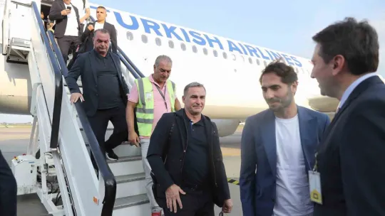 A Milli Futbol Takımı, Hollanda'da