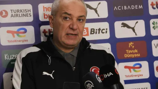 A Milli Kadın Basketbol Takımı Slovakya maçı hazırlıklarını İzmit'te sürüyor