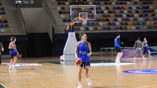 A Milli Kadın Basketbol Takımı Slovakya maçı hazırlıklarını İzmit'te sürüyor