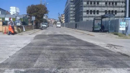 Abdülhamit Han'da asfalt çalışması
