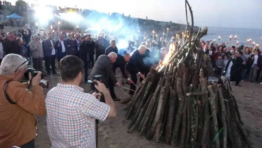 Abhazlar, Kafkas sürgününün 158. yılını Karadeniz kıyısında andı