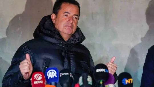 Acun Ilıcalı: Biz arı kovanına çomağı soktuk