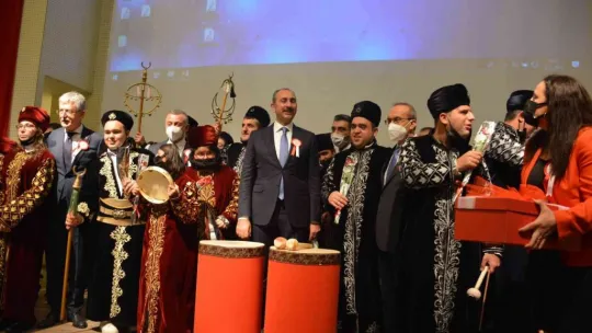 Adalet Bakanı Gül: 'Sosyal devlet anlamında Türkiye çok önemli adımlar attı