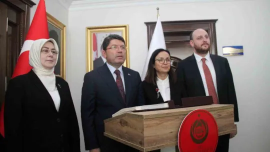 Bakan Tunç: Suç ve suçluyla topyekun milletçe mücadele etmeliyiz
