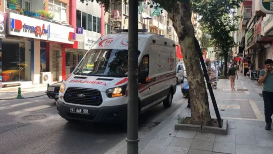 Adımını attı, asansör boşluğuna düştü