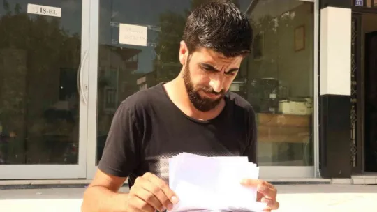 En yakınları tarafından cadde ortasında darp edildi