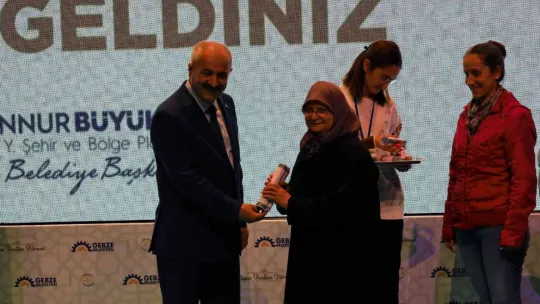 Numan Kurtulmuş: Bu yüzyıl Türkiye'nin yüzyılı olarak anılacak
