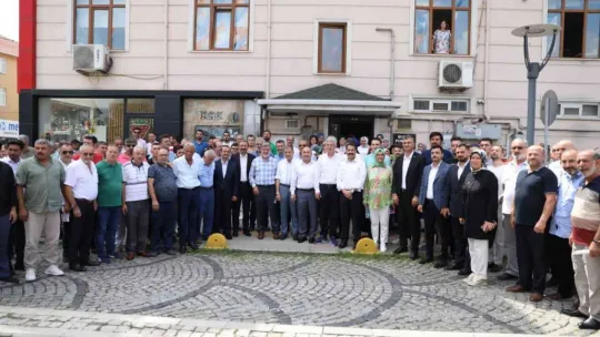 AK Parti Kocaeli tam kadro sahalarda