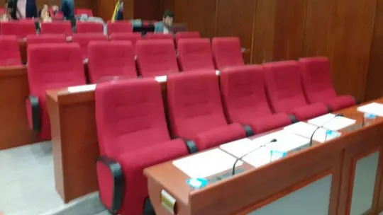 Ak Partili üyeler meclise katılmadı