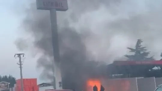 Kocaeli'de akaryakıt istasyonunda facia son anda önlendi