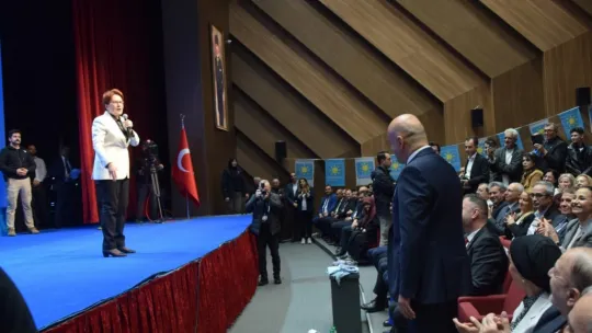 Akşener: 2028'de herkesin eteği tutuşacak