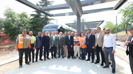 Alikahya Tramvay Hattı'nda ilk sürüş Başkan Büyükakın'dan