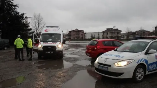Alkollü direksiyona geçince kaza yaptı: 1 yaralı!