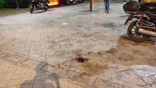 Alkollü olan iki grup arasında çıkan kavga çıktı