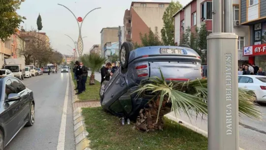 Alkollü sürücü düz yolda takla attı!