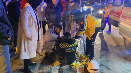 Kocaeli'de otomobil ile motosiklet çarpıştı