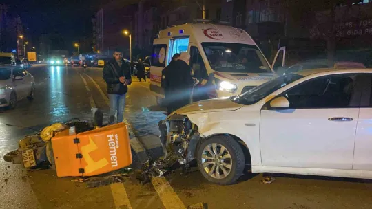 Kocaeli'de otomobil ile motosiklet çarpıştı