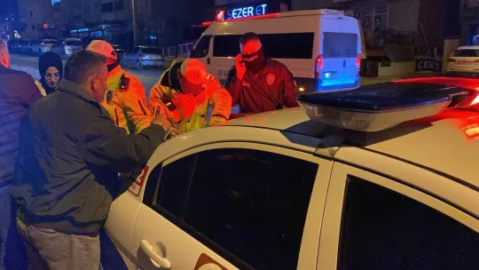Kocaeli'de otomobil ile motosiklet çarpıştı