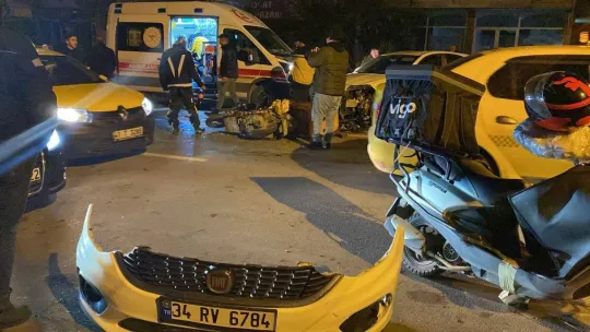 Kocaeli'de otomobil ile motosiklet çarpıştı