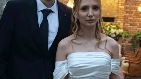 Alman damadın Türk bayrağı hassasiyeti