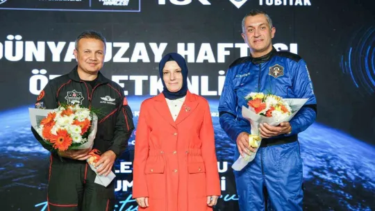 Alper Gezeravcı'dan öğrencilere uzay ilhamı