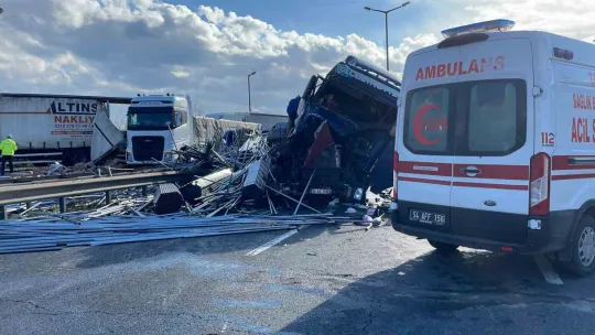 Anadolu Otoyolu'nda feci kaza: 5 yaralı