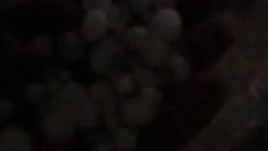 Aniden gökyüzü karardı, başlayan dolu ile yerler beyaza büründü