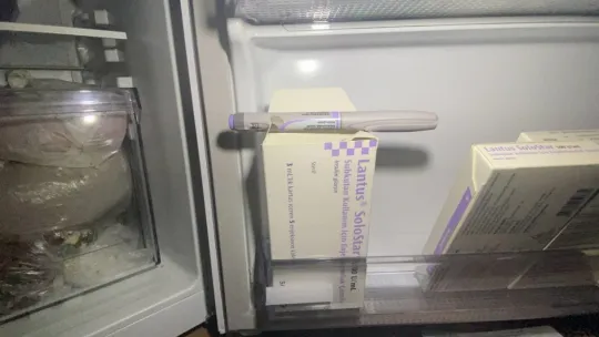 Anne kız memlekete gitmişti, eve geldiklerinde hayrete düştüler
