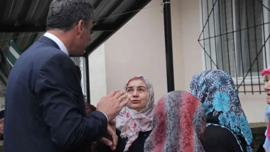 Anne-kızın yaşadığı ev alevlere teslim oldu