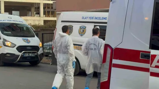 Anne ve 5 yaşındaki kızı evde ölü bulundu