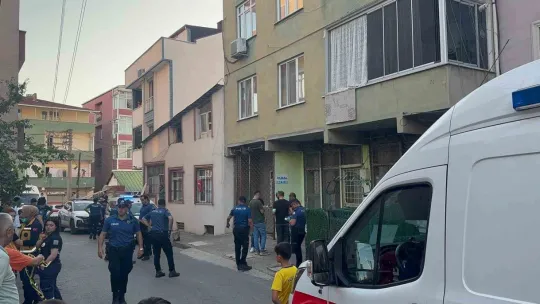 Anne ve 5 yaşındaki kızı evde ölü bulundu