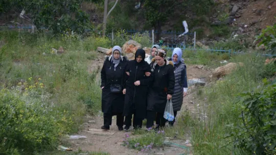 Annelerin en zor anları: Acı feryatlar yürekleri dağladı