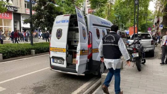 Apartman görevlisi, su basan dairede ölü bulundu