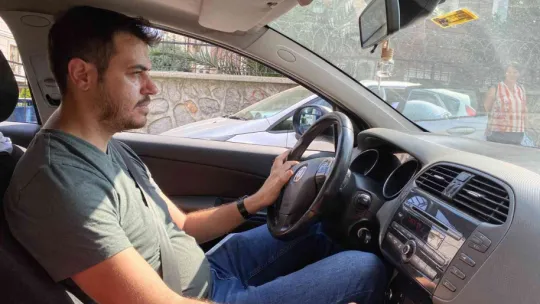 Aracıyla 10 ay boyunca farkında olmadan sigortasız gezmiş!