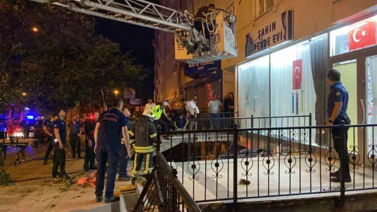 Araçta başlayan tartışma kazaya neden oldu: 1'i ağır 2 yaralı