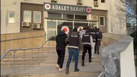 Kocaeli'de 17 tabanca ele geçirildi