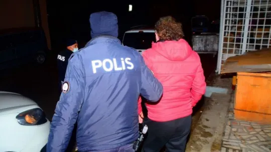 Aranan şahıslara eş zamanlı operasyon: 23 gözaltı