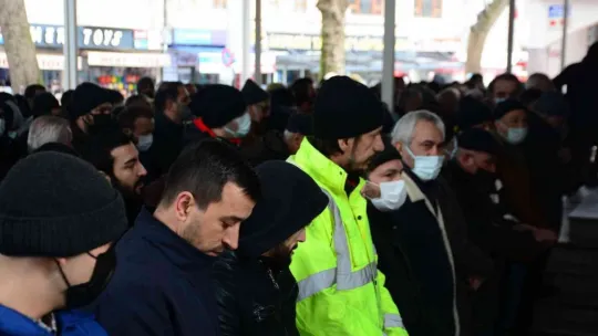 Arkadaş kurşunuyla ölmüştü, son yolculuğuna uğurlandı