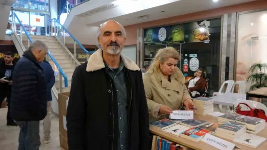 Asrın felaketinde yaşadıklarını anlattığı kitabın gelirini depremzedelere bağışladı